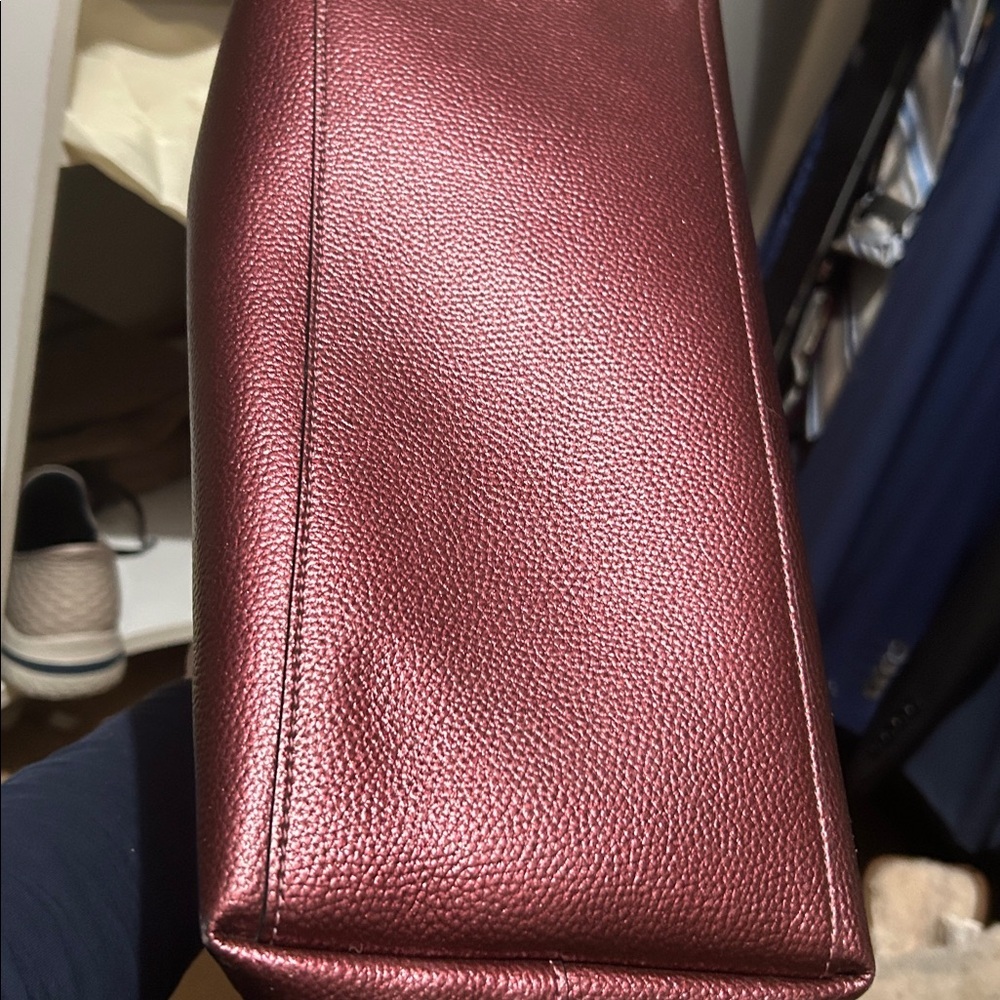 Coach Shimmering Burgundy Tote NWOT - Picture 6 of 6